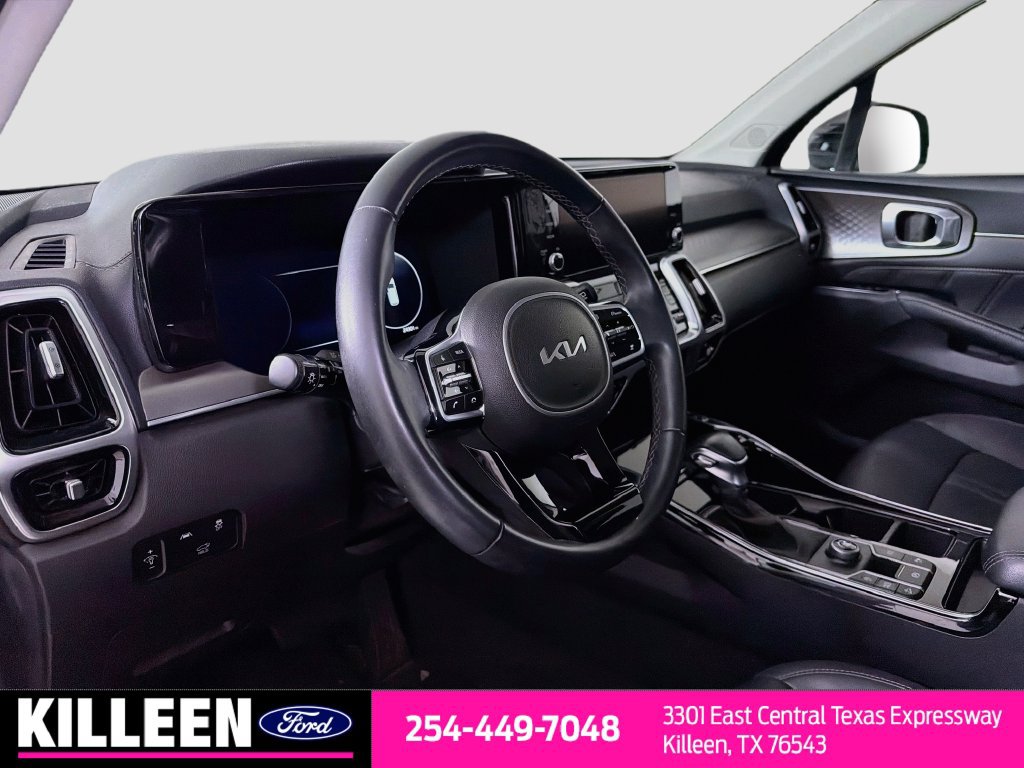 Used 2023 Kia Sorento SX FWD image 11
