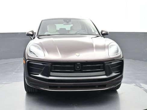 Certified 2026 Porsche Macan AWD/4WD image 29