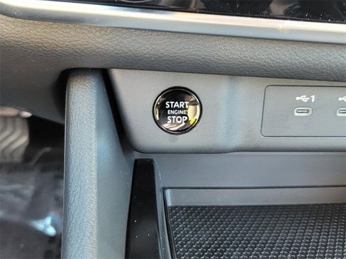 Certified 2025 Nissan Rogue S image 21