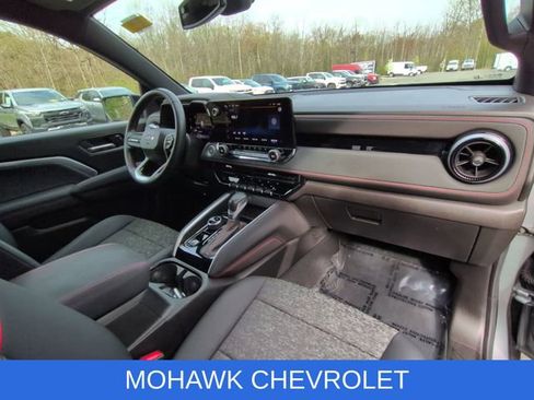 Used 2023 Chevrolet Colorado Z71 w/ Z71 Convenience Package 2 AWD/4WD image 29