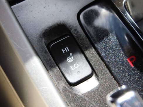 Used 2015 Honda Accord EX-L image 16