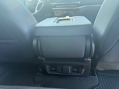 Used 2023 Chevrolet Silverado 1500 LT AWD/4WD image 19