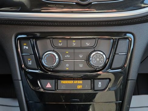 Used 2021 Buick Encore Preferred w/ Safety Package II image 15