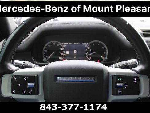 Used 2022 Land Rover Defender 110 image 25