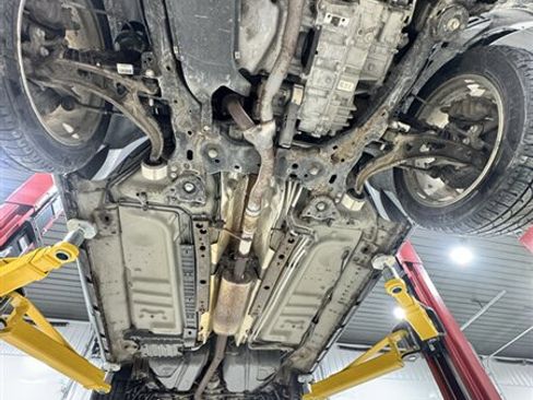 Used 2018 Ford Explorer XLT w/ Equipment Group 202A image 19