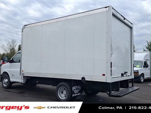 New 2024 Chevrolet Express 4500 w/ Power Convenience Package image 7