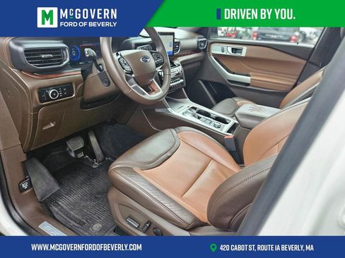 Used 2023 Ford Explorer King Ranch w/ Class IV Trailer Tow Package AWD/4WD image 19