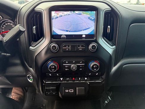 Used 2020 Chevrolet Silverado 2500 LT image 32