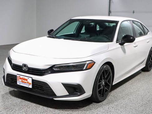 Used 2023 Honda Civic Sport image 29