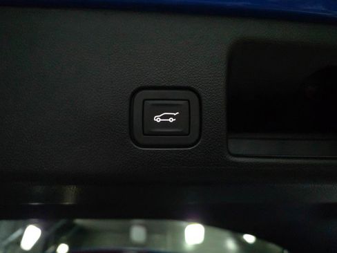 Used 2024 Chevrolet Equinox EV LT image 36