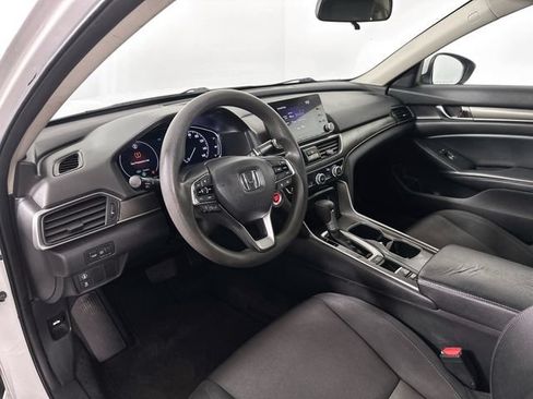 Used 2018 Honda Accord LX image 18