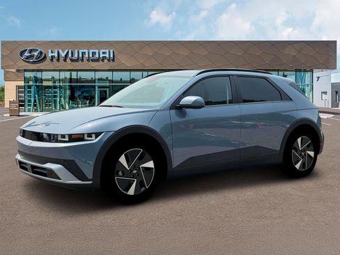 New 2025 Hyundai Ioniq 5 SEL image 2