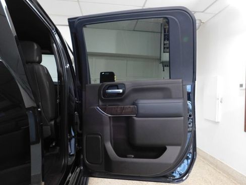 Used 2021 GMC Sierra 3500 Denali w/ Denali Ultimate Package AWD/4WD image 85