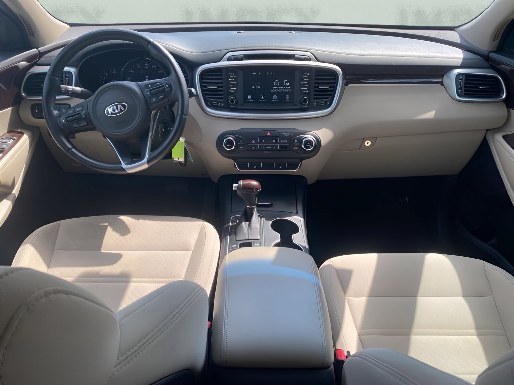 Used 2017 Kia Sorento LX w/ LX V6 Convenience Package FWD image 15