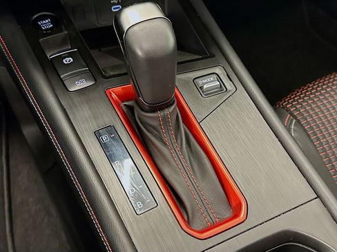 Used 2025 Nissan Kicks SR image 24