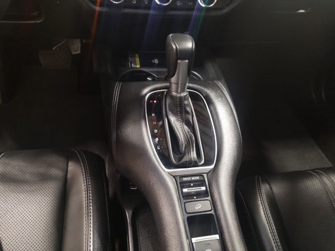 Used 2025 Honda HR-V EX-L image 7