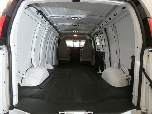 Used 2023 Chevrolet Express 2500 w/ Driver Convenience Package RWD image 6