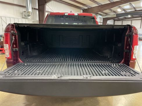 Used 2020 RAM 1500 Big Horn AWD/4WD image 26