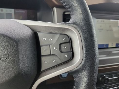 Used 2023 Ford Bronco Outer Banks image 19