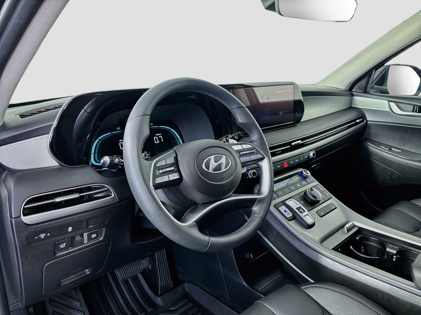 Used 2025 Hyundai Palisade SEL FWD image 9