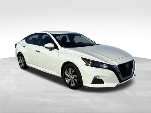 Used 2022 Nissan Altima 2.5 S image 8