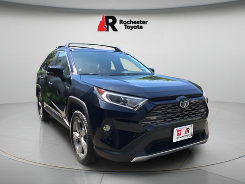 Certified 2020 Toyota RAV4 Limited AWD/4WD image 1