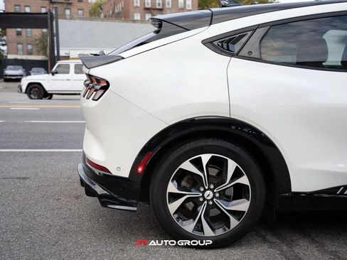 Used 2021 Ford Mustang Mach-E Premium image 8