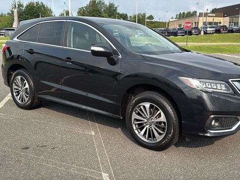 Used 2018 Acura RDX AWD w/ Advance Package image 2