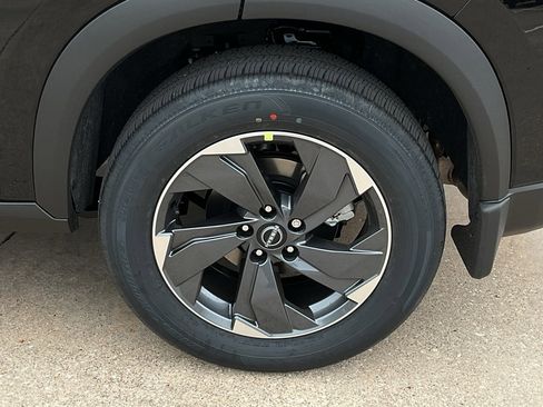 New 2026 Nissan Rogue SV image 8