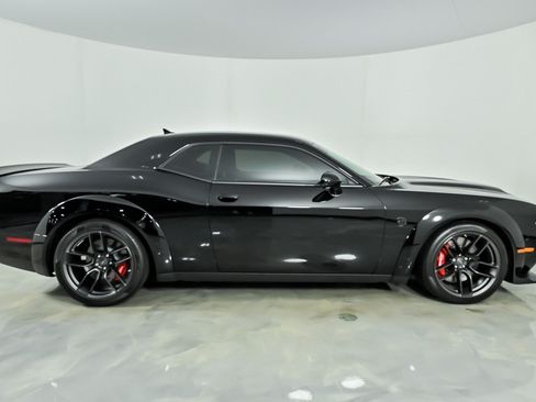 Used 2023 Dodge Challenger SRT Hellcat RWD image 11