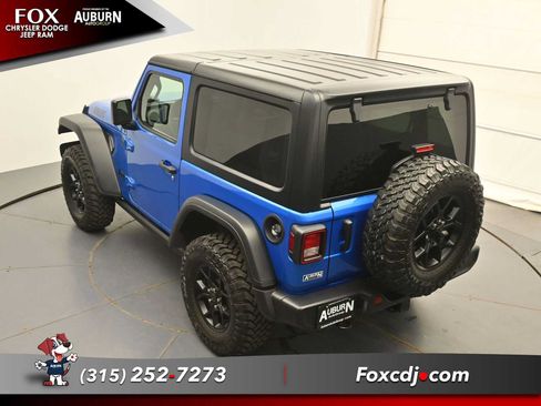 Used 2026 Jeep Wrangler Sport AWD/4WD image 30
