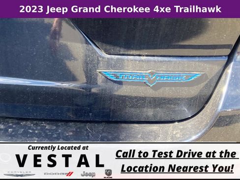 New 2023 Jeep Grand Cherokee Trailhawk w/ Advanced Protech Group II image 11