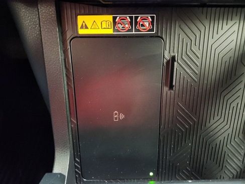 Certified 2025 Toyota Tacoma Limited image 75