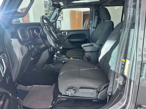 Used 2021 Jeep Wrangler Unlimited Sport w/ Sun And Sound Package AWD/4WD image 10