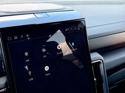 New 2026 GMC Yukon XL Denali w/ Denali Reserve Package image 15