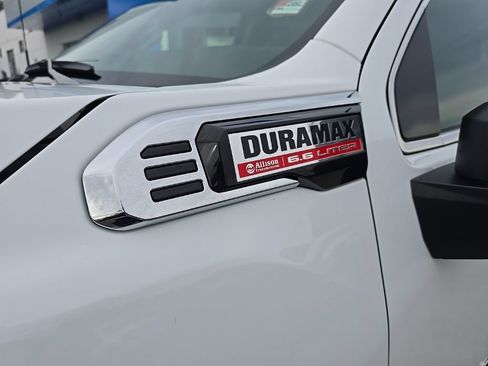 Used 2025 GMC Sierra 3500 Denali AWD/4WD image 36