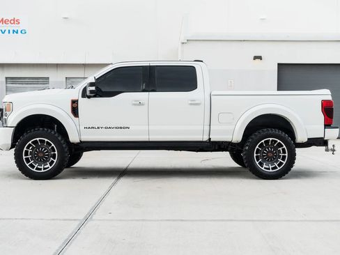 Used 2020 Ford F250 Lariat w/ Lariat Ultimate Package AWD/4WD image 8