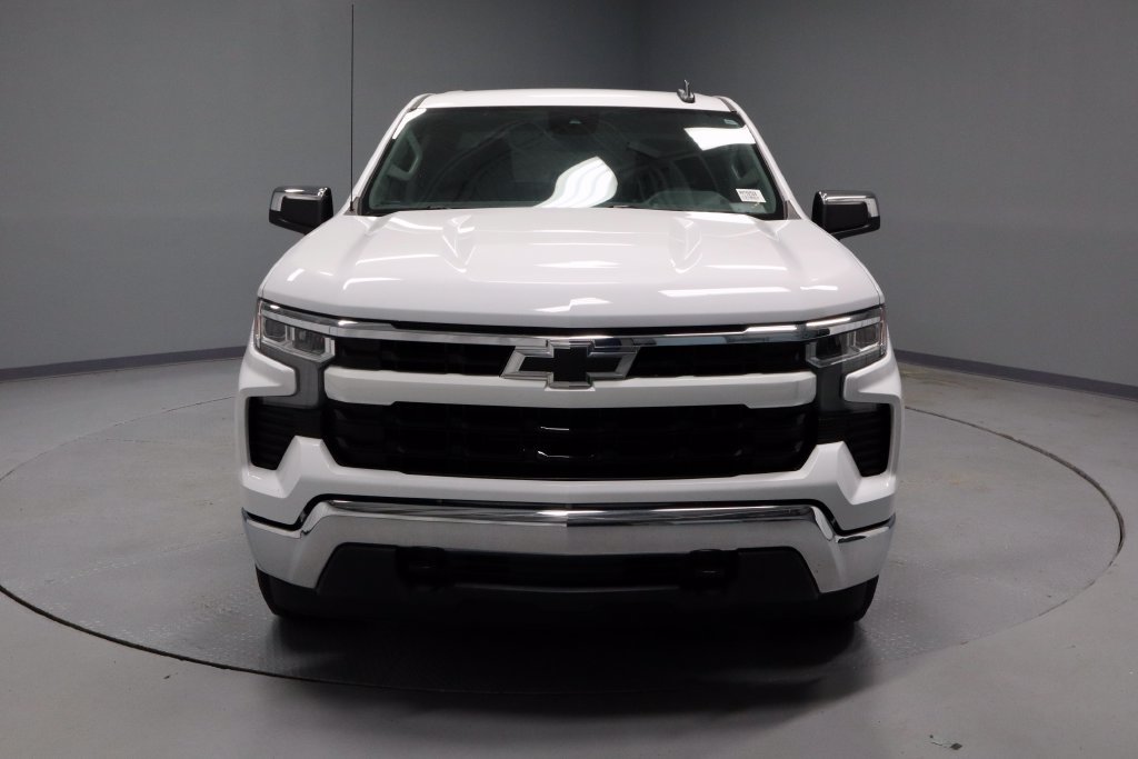 Used 2023 Chevrolet Silverado 1500 LT AWD/4WD image 7