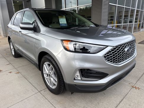Certified 2023 Ford Edge SEL w/ Convenience Package image 10