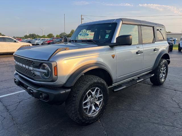 Certified 2023 Ford Bronco Badlands AWD/4WD image 1