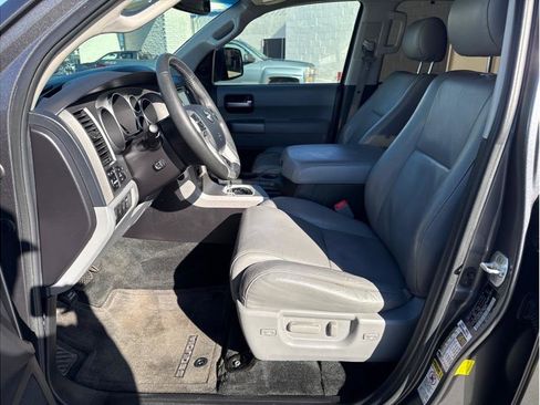 Used 2016 Toyota Sequoia Limited image 12