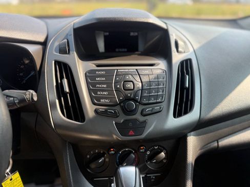 Used 2018 Ford Transit Connect XL FWD image 18