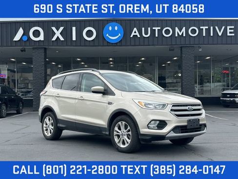Used 2018 Ford Escape SE AWD/4WD image 1