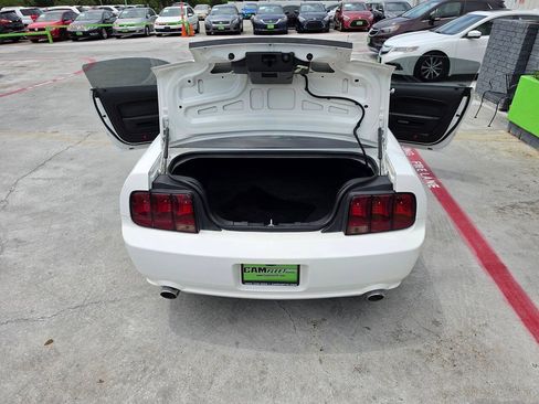 Used 2007 Ford Mustang GT RWD image 40