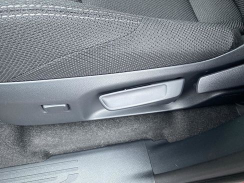 New 2025 Toyota 4Runner SR5 image 12