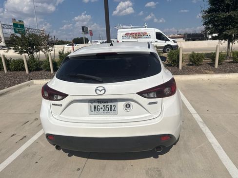 Used 2016 MAZDA MAZDA3 i Touring FWD image 4
