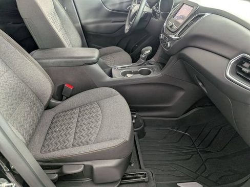 Used 2024 Chevrolet Equinox LT w/ LPO, Floor Liner Package FWD image 32