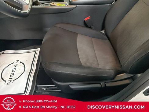 Certified 2024 Nissan Sentra SV FWD image 12