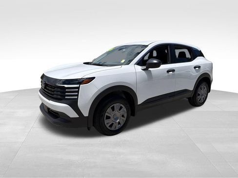 Used 2026 Nissan Kicks S FWD image 3