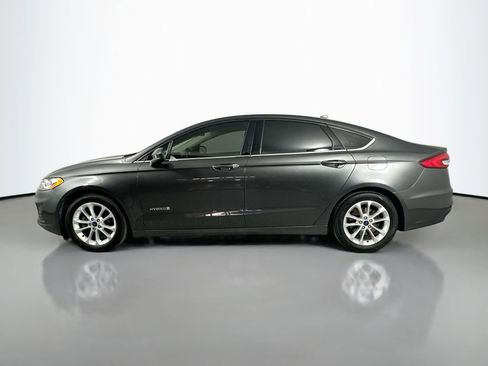 Used 2019 Ford Fusion SE image 8